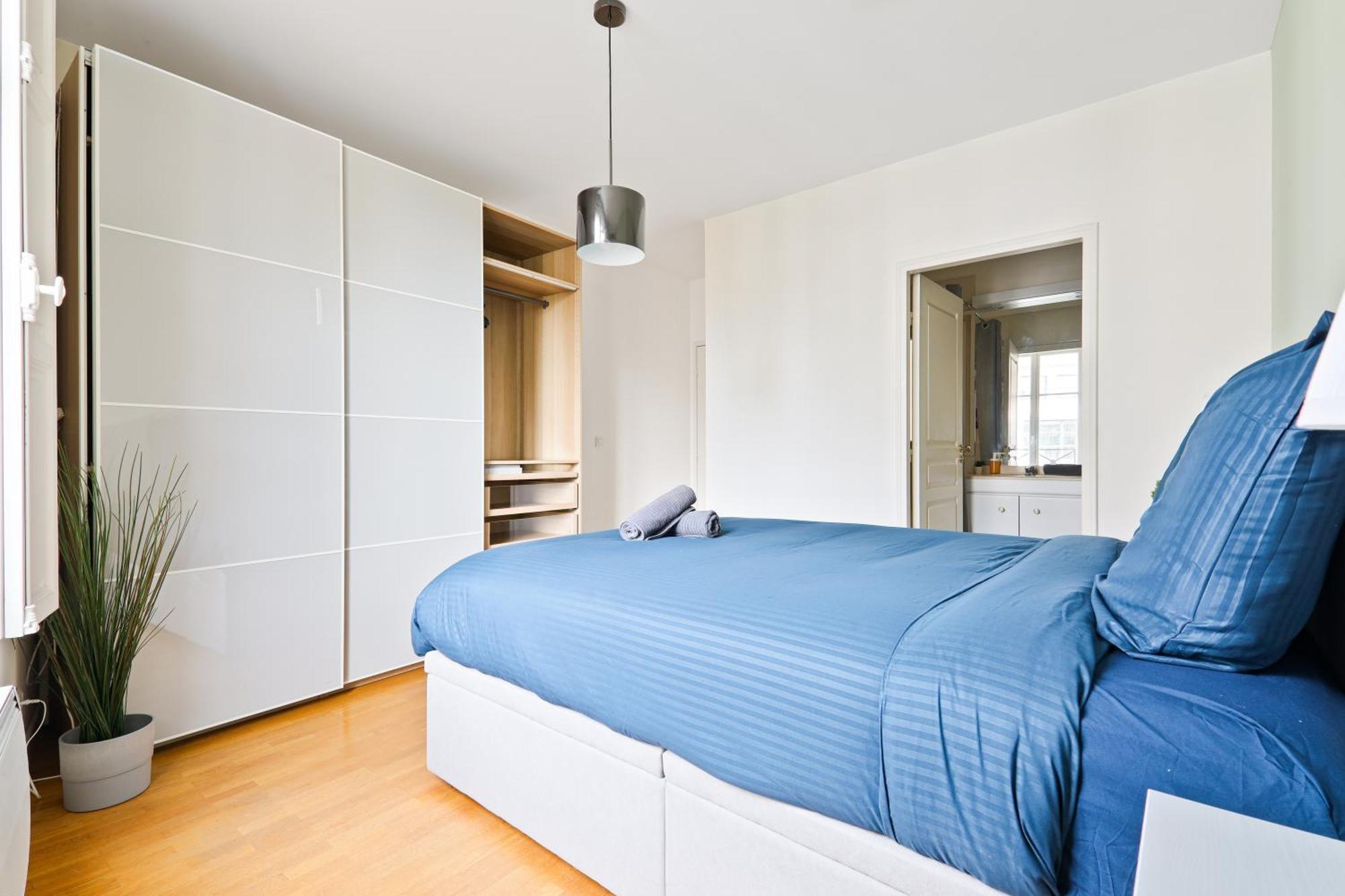 Apartment Heart Of Paris-2br-8p-musee Du Louvre 4 Free Netflix *